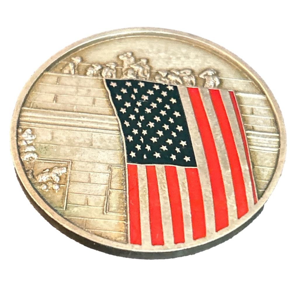 9/11 United In Memory Decor Medallion Silver Red